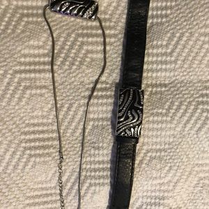 Necklace and bracelet set